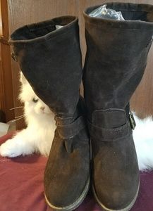 Bell brown faux suede boot